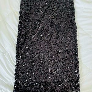 BB Dakota XS sequin mini skirt